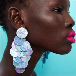 Statement iridescent dangle bubble earrings nwt